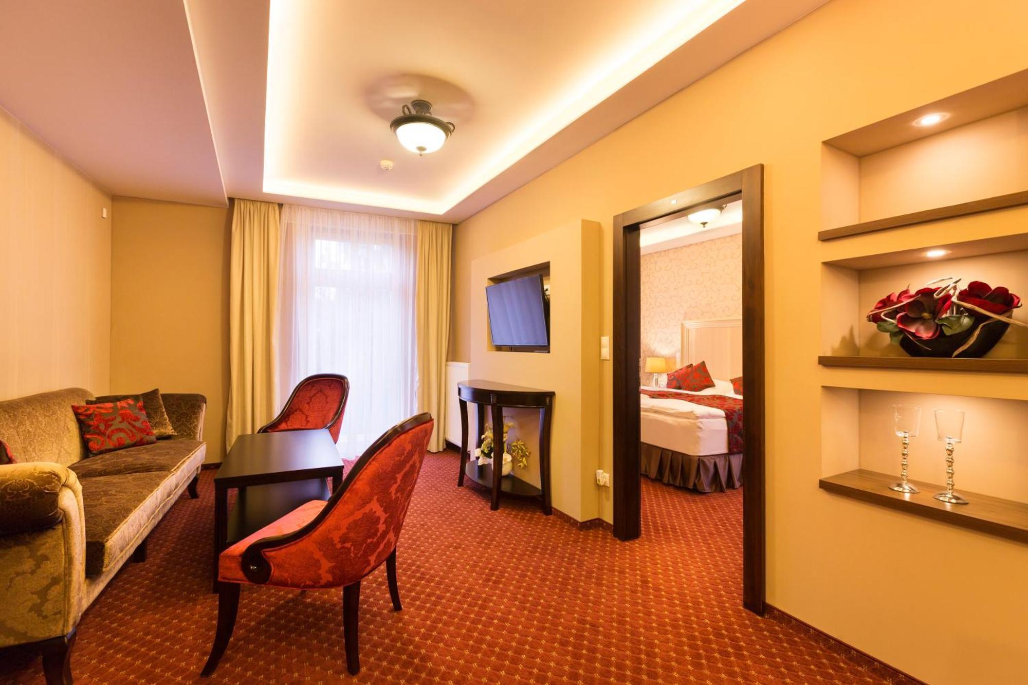 Hotel Dvorana Karlsbad Exterior foto