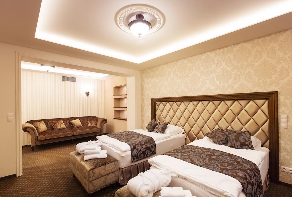 Hotel Dvorana Karlsbad Zimmer foto